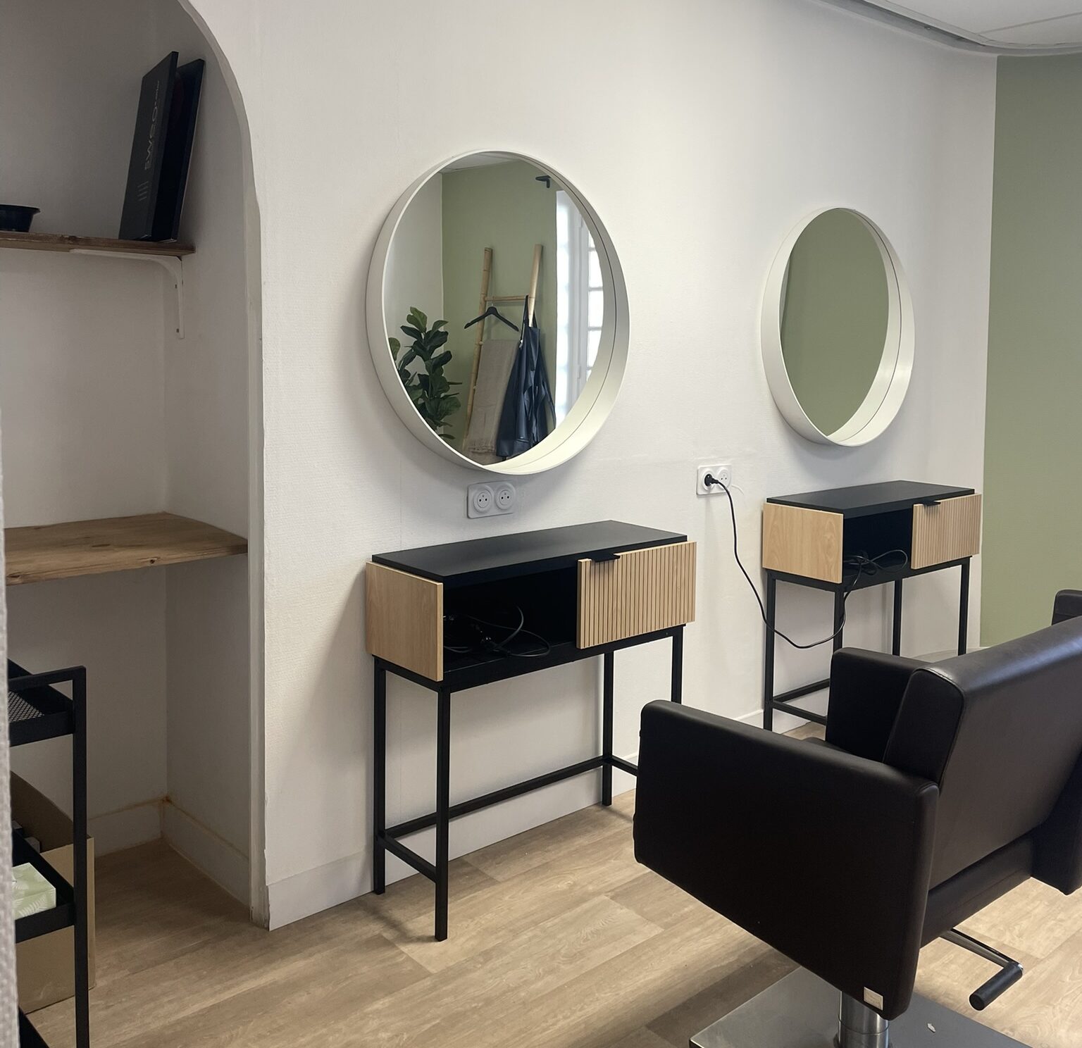 salon de coiffure - cheveux - coiffeur
